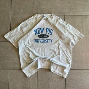 Vintage 90s New Pig University white tee #college #university